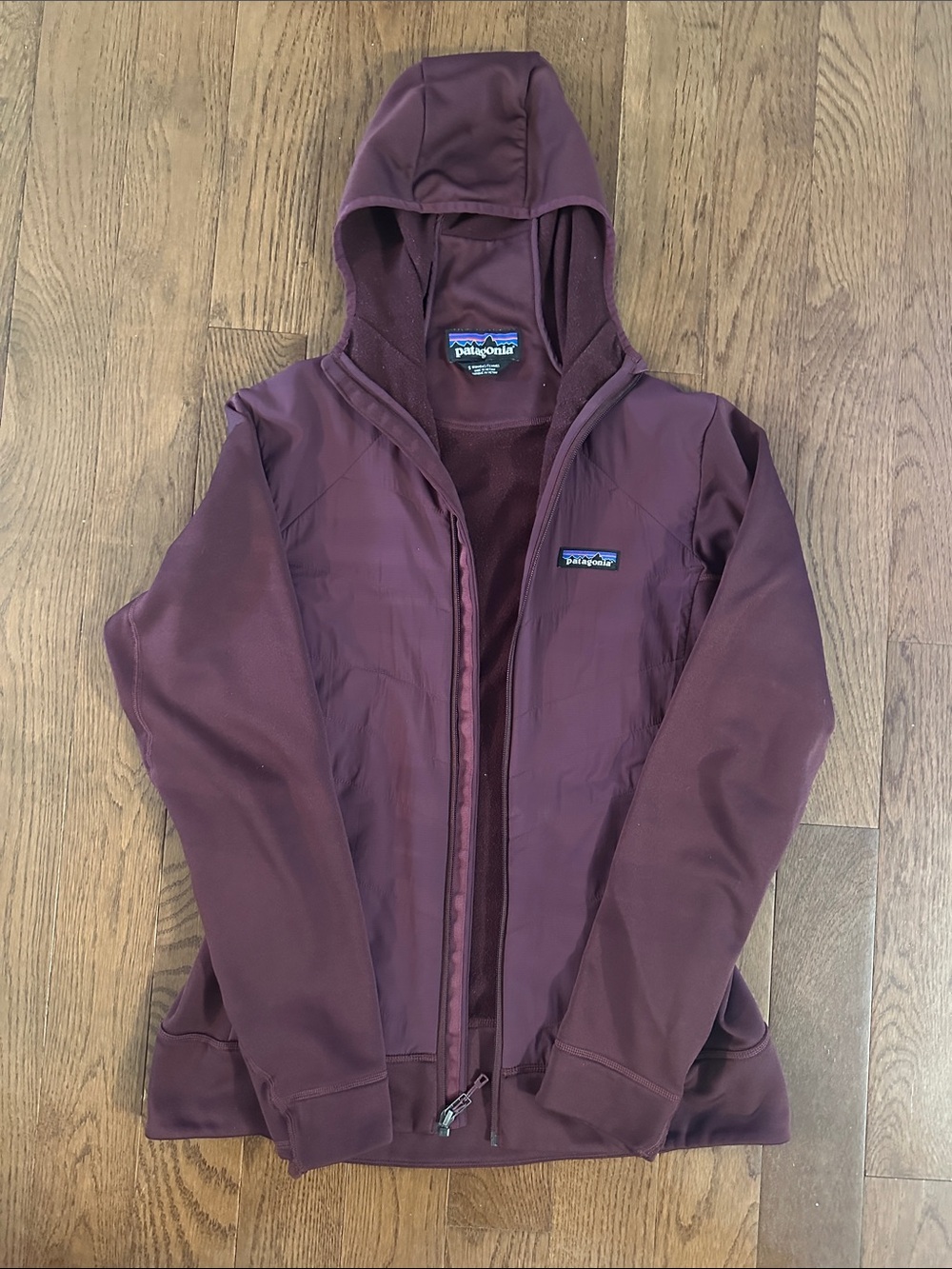 Patagonia Women's Hooded Utility Jacket in Plum